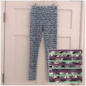 LulaRoe Abstract Linear Geometric Print LEGGINGS *One Size*